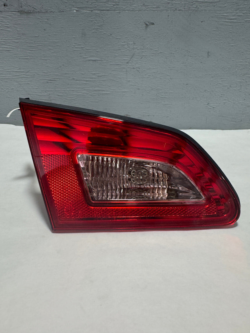 2009-2013 Infiniti G37 Driver Side OEM Back Up Light With Bulb OEM New
