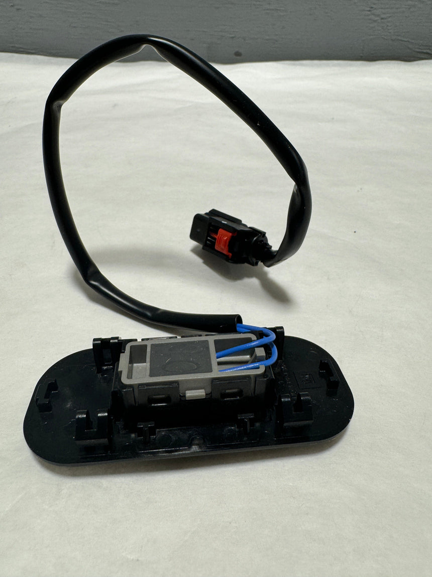 2010-2017 Equinox or Terrain Liftgate Tailgate Trunk Release Switch. OEM