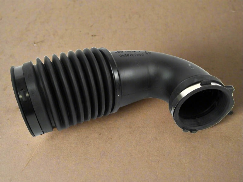2011-2018 Dodge Challenger 5.7L Hemi Air Cleaner Intake Tube W/O Silencer OEM