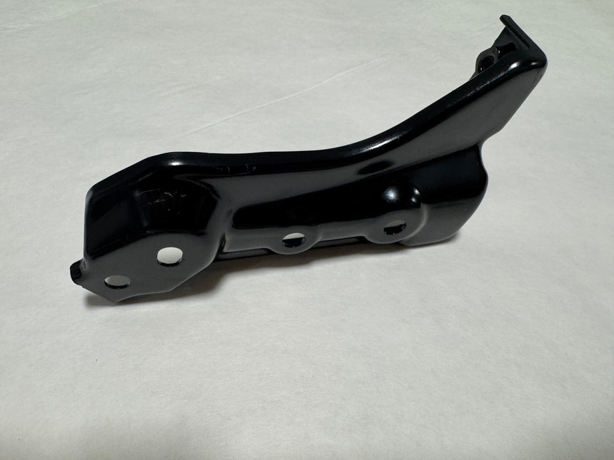 2012-2016 Honda CR-V Driver SIde Front Fender Stay Bracket Genuine OEM New