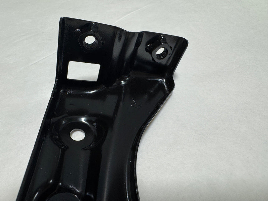 2012-2016 Honda CR-V Driver SIde Front Fender Stay Bracket Genuine OEM New