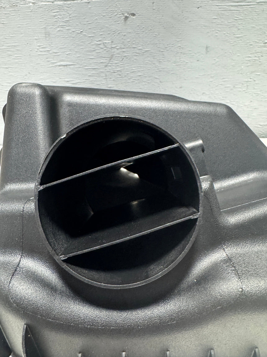 2012-2017 Enclave Traverse Acadia 3.6 Air Cleaner Housing Cover OEM