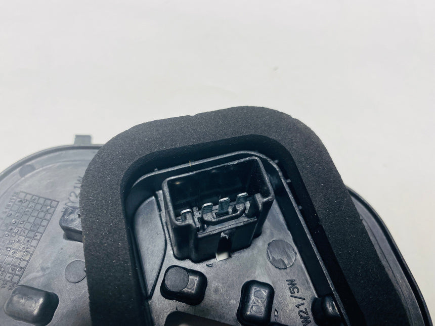 2013-2015 Ford C-Max Driver Side Tail Light Lamp Bulb Holder Socket