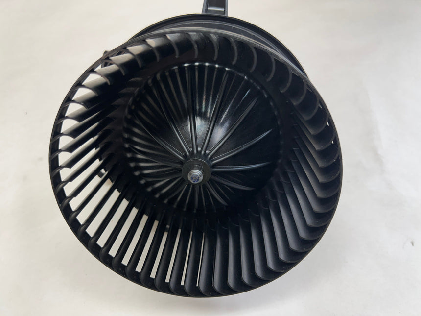 2013-2017 Enclave Traverse Acadia Heating and Air Conditioning Blower Motor