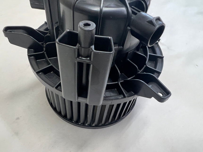 2013-2017 Enclave Traverse Acadia Heating and Air Conditioning Blower Motor