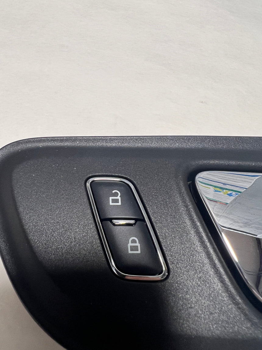 2013-2019 Ford Taurus Front Passenger Door Interior Chrome Door Handle With Lock Switch