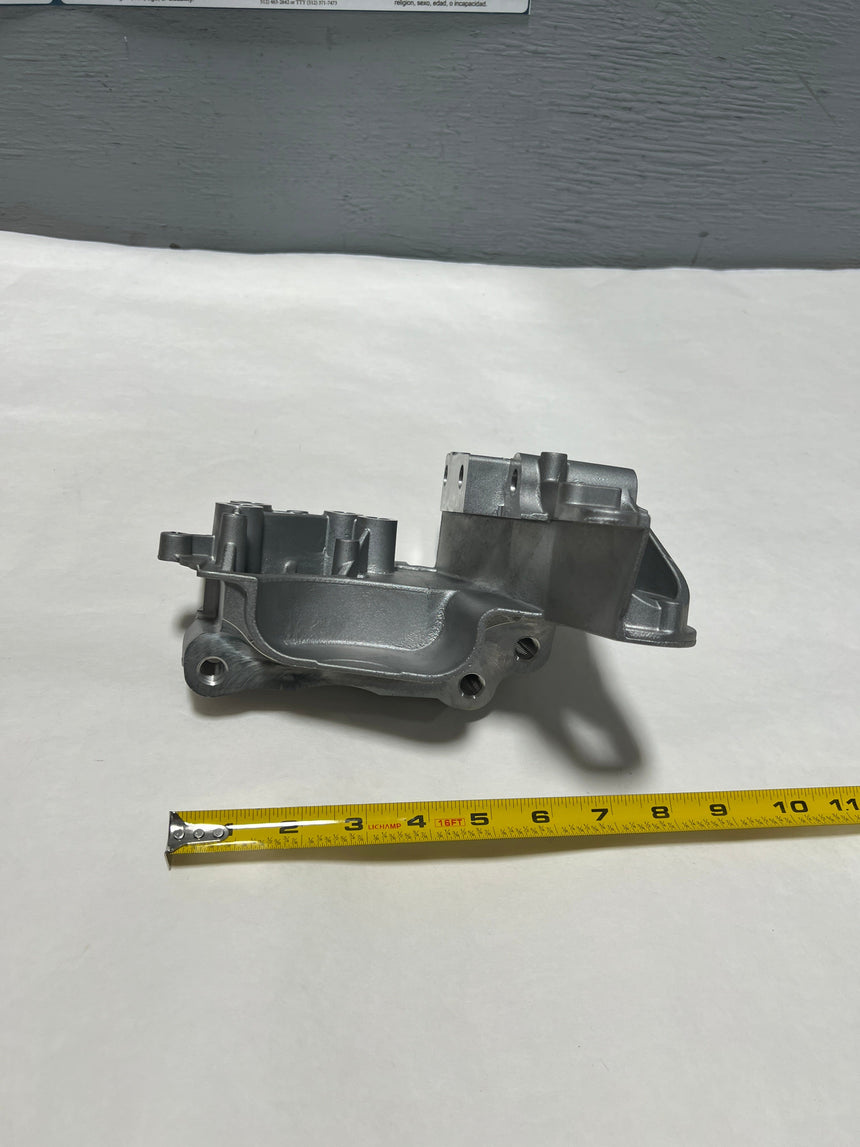 2013-2020 Ford Fusion 1.6 1.5 Engine Mount Bracket BM5Z-6038-B OEM new