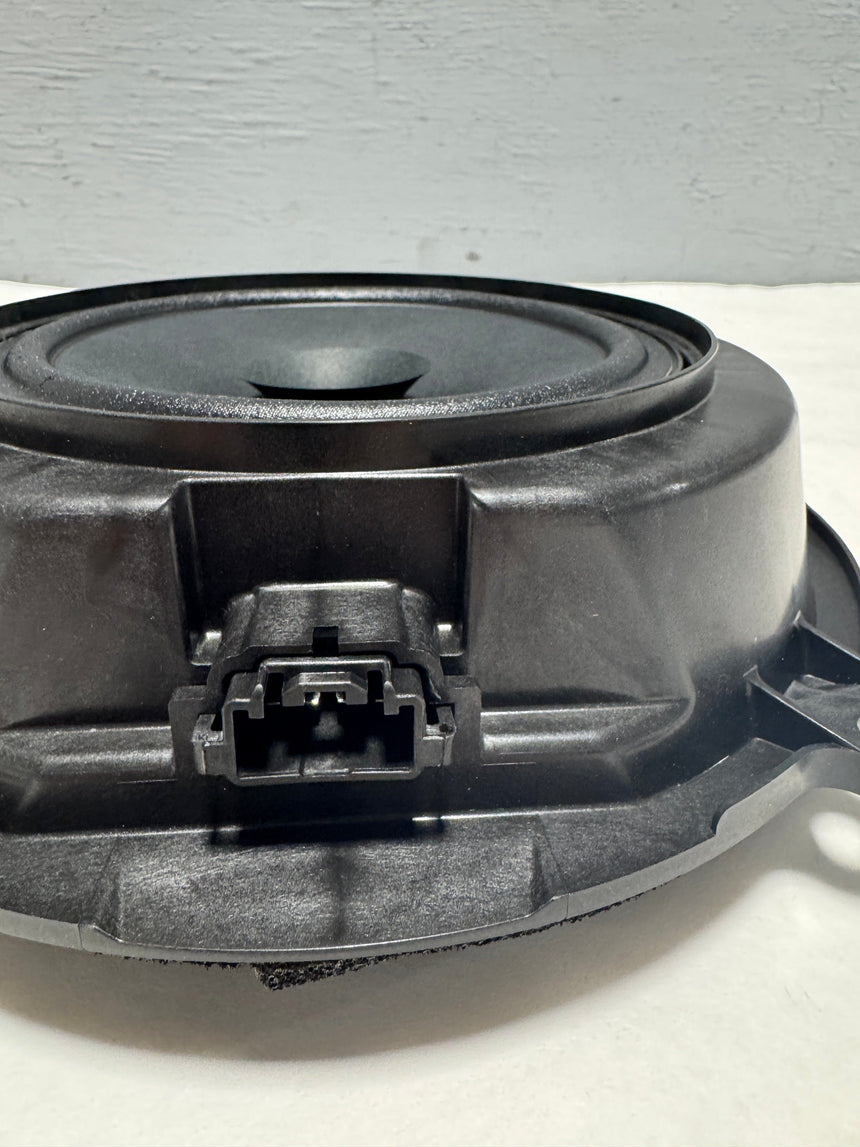 2014-2018 Mazda3 (1) Front Door Speaker Not For Bose System Genuine OEM New
