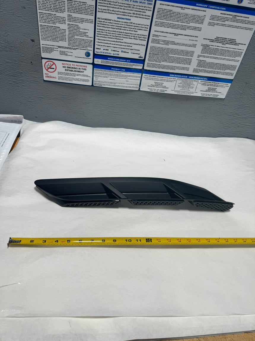 2014-2019 Corvette Stingray Driver Side Fender Vent Grille Black Genuine OEM