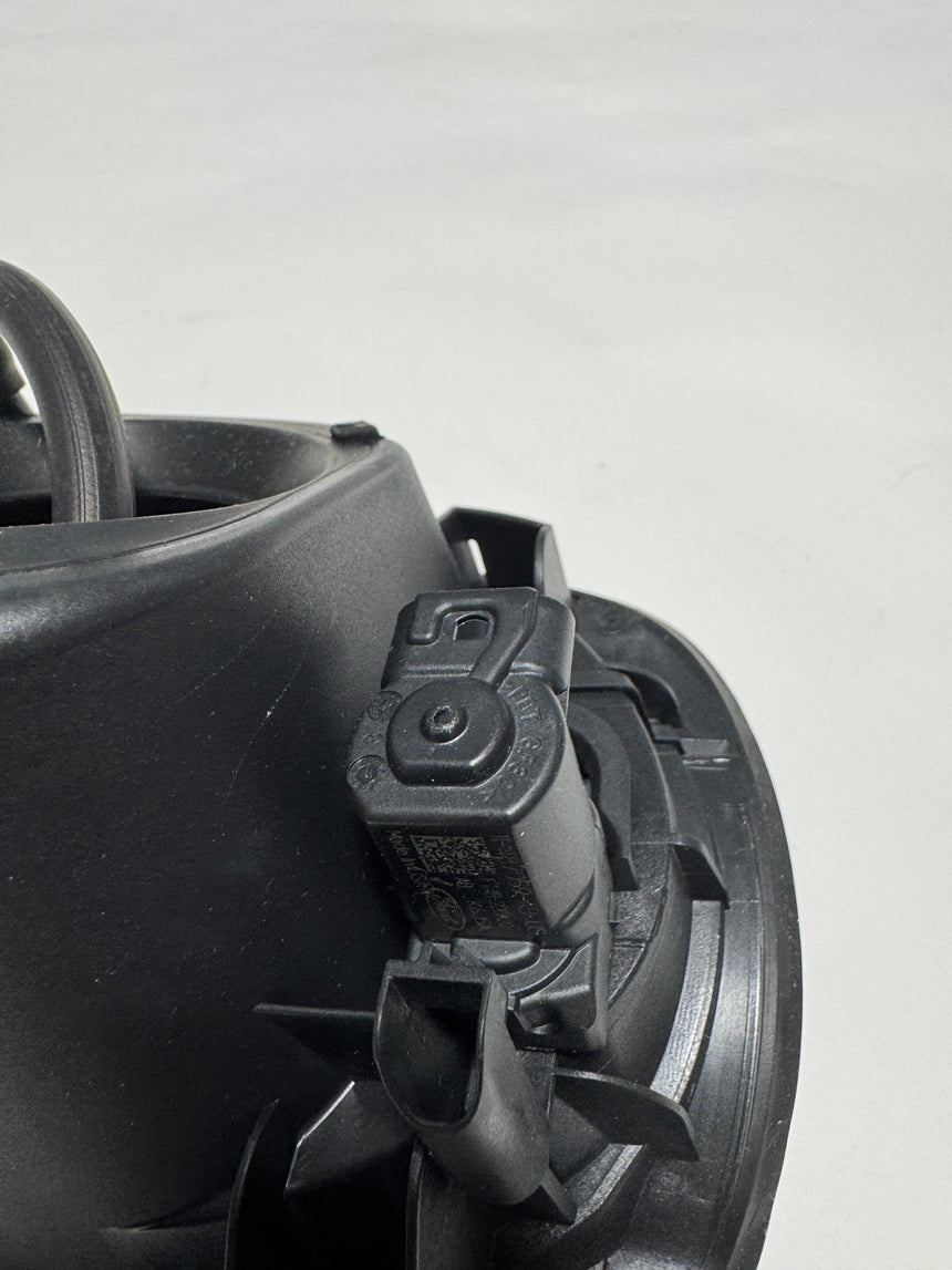 2015-2018 Ford Edge Fuel Filler Housing With Hinge Outer Door Not Included