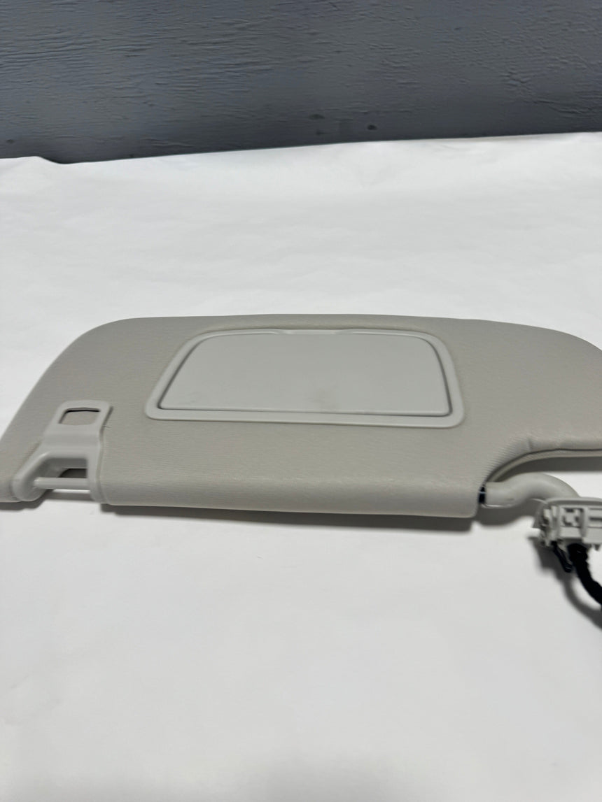 2015-2024 Ford Edge Driver Side Sun Visor Marble Color No Sunroof No Garage Opener