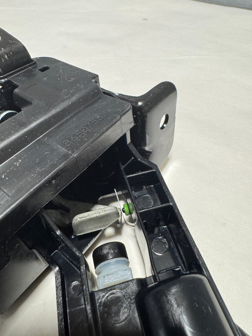 2015-2024 Tahoe Yukon Escalade Tail Gate Window Latch Actuator Genuine OEM