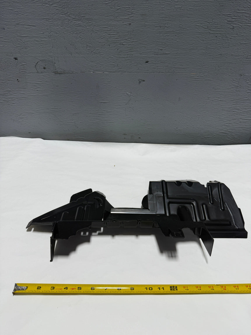 2016-2018 Chevrolet Cruze RS 1.6v Passenger Side Air Baffle 39138068 OEM