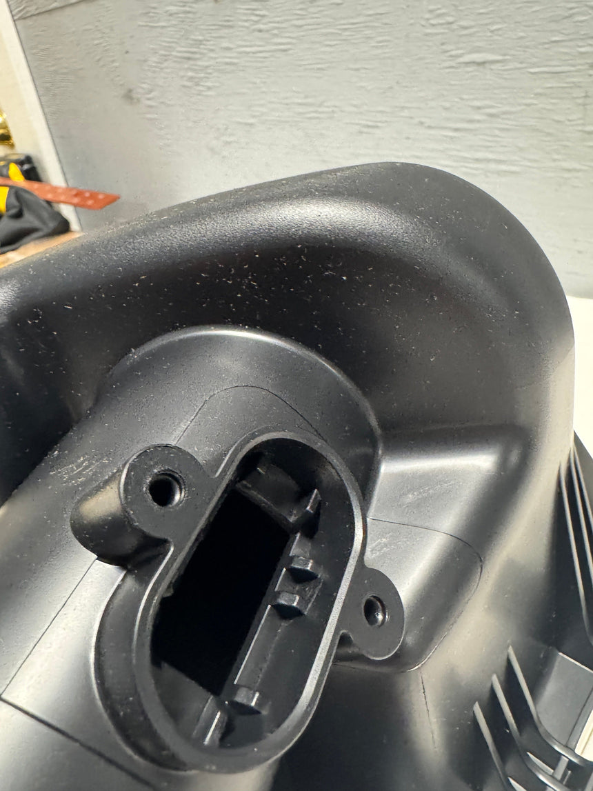 2016-2019 Buick Encore 1.4 Air Cleaner Housing Cover OEM