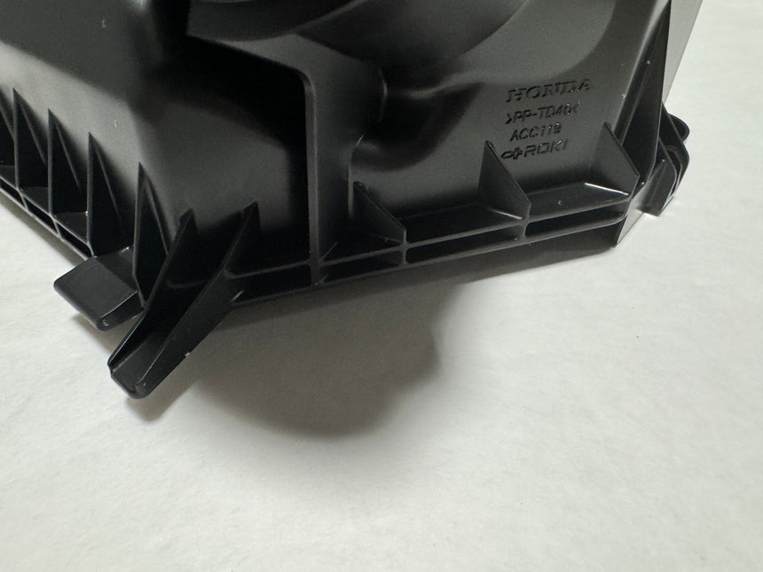 2016-2021 Honda Civic 2.0 Engine Air Cleaner Box Cover OEM