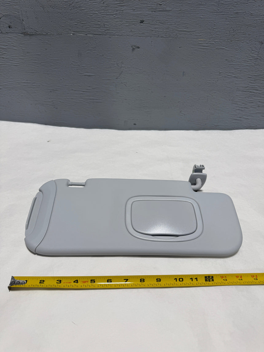 2018-2022 Fiat 500X ONLY Passenger Side Sun Visor Gray OEM New Read Notes