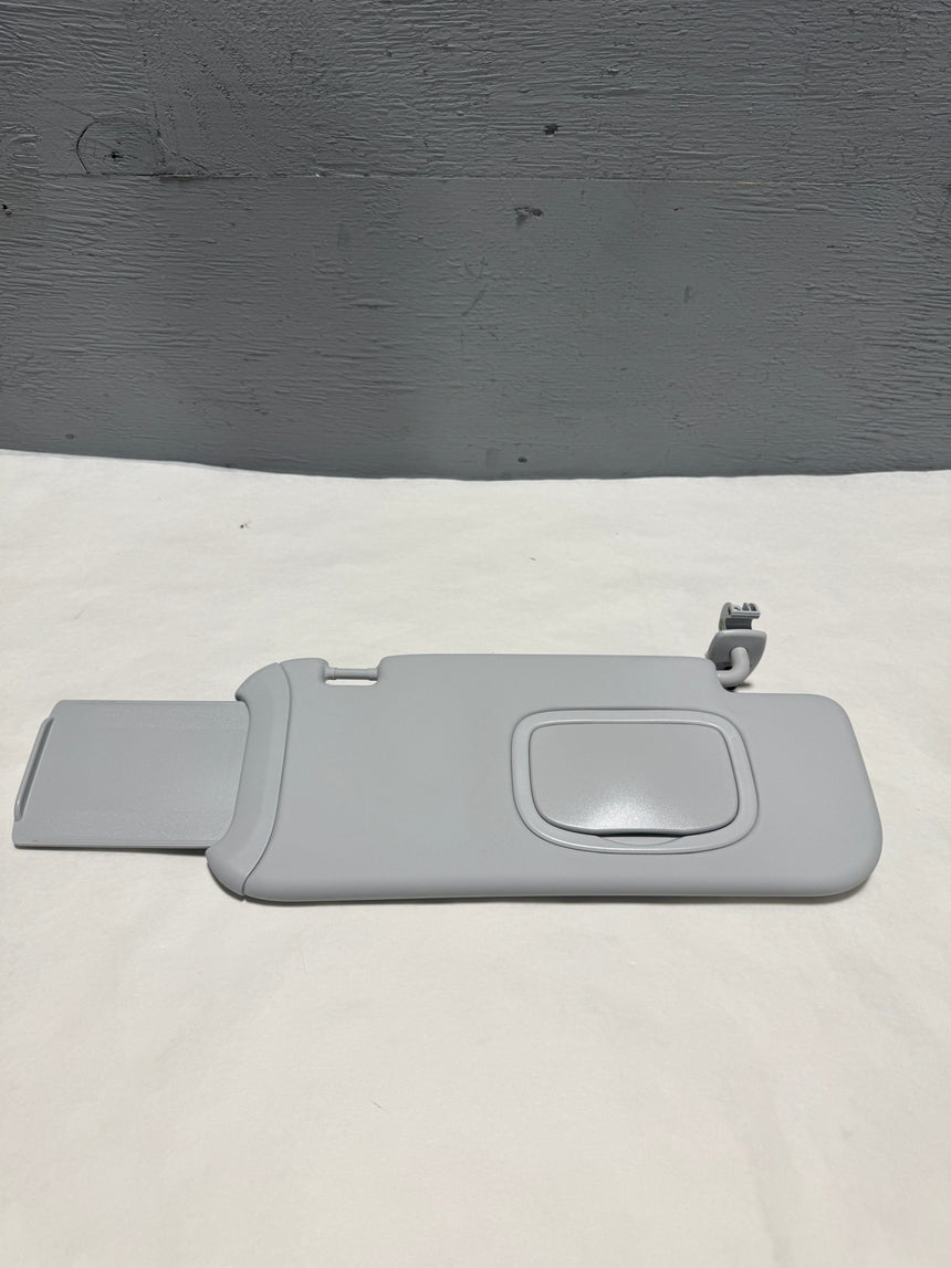 2018-2022 Fiat 500X ONLY Passenger Side Sun Visor Gray OEM New Read Notes