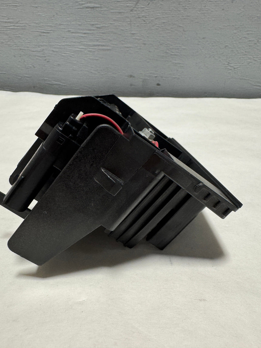 2016-2024 Chevrolet Malibu Battery Distribution Engine Fuse Breaker Block OEM New