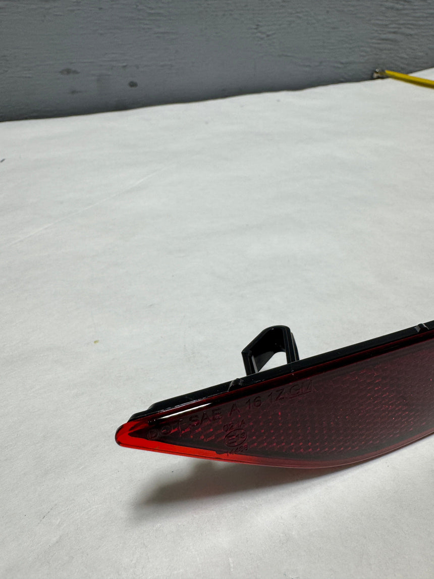 2016-2024 Chevrolet Malibu Rear Bumper Reflector Passenger Side Red OEM