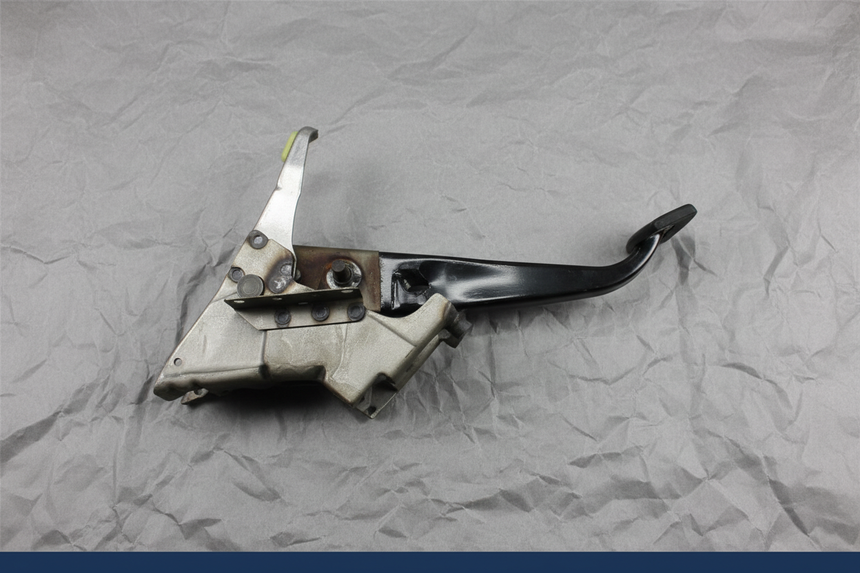 2017-2019 Ford F-250 F-350 F-450 Super Duty Brake Pedal Genuine OEM