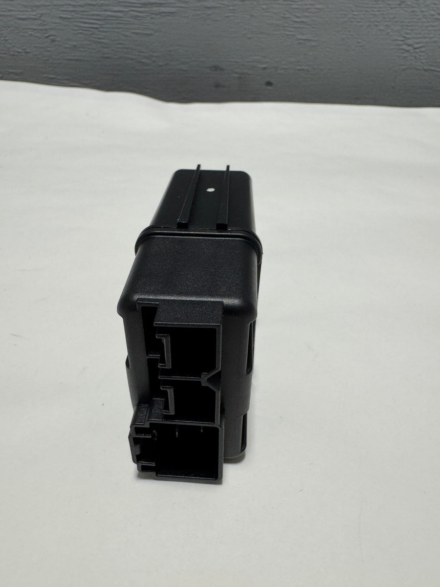 2017-2020 Chrysler Pacifica USB /Aux Media Hub OEM