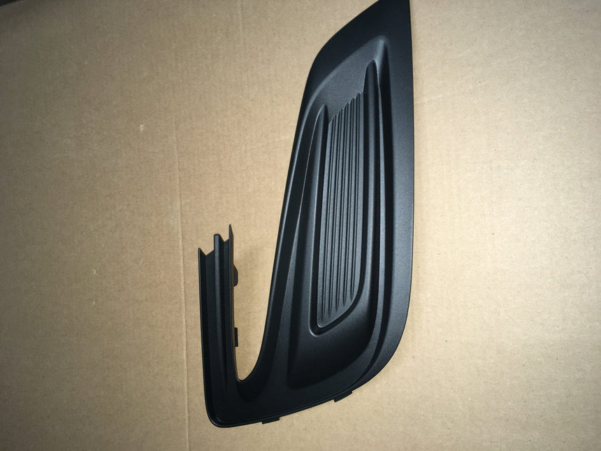 2017-2022 Buick Encore Drivers Side Front Fog Lamp Opening Cover Genuine OEM