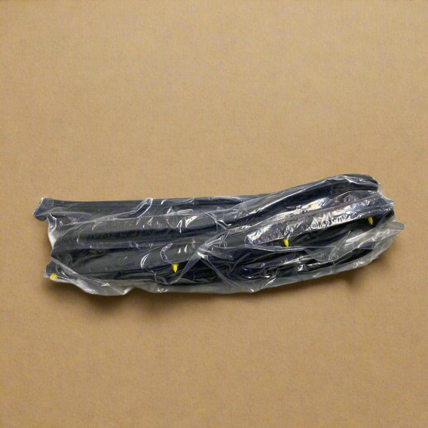 2017-2022 Kia Niro Front Passenger Side Door Weatherstrip Seal OEM