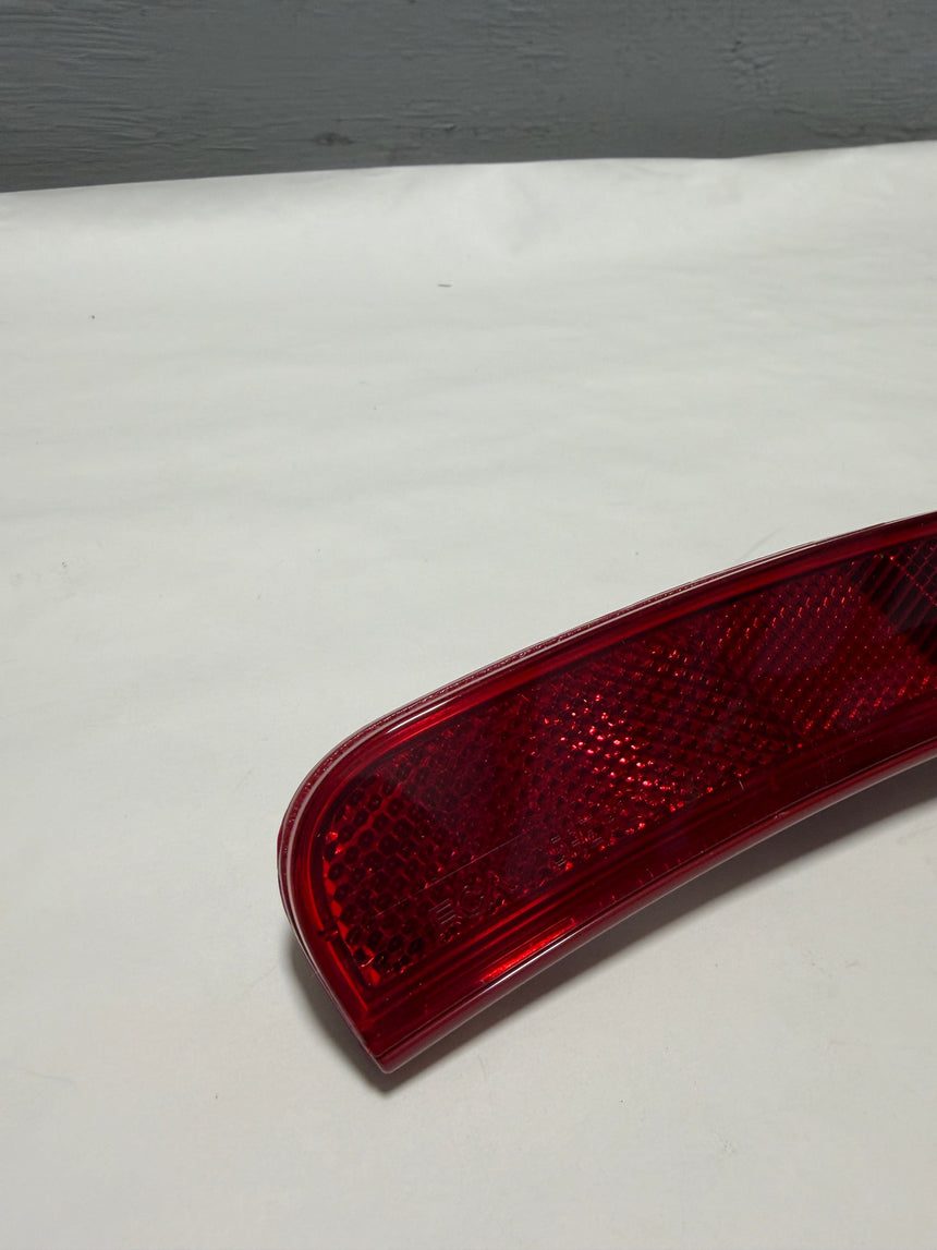 2017-2026 Chrysler Pacifica Voyager Passenger Side Rear Marker Light OEM