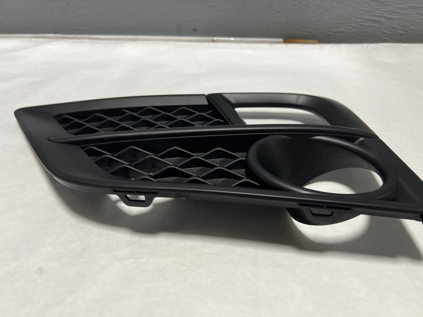 2018-2020 Honda Odyssey Driver Side Fog Light Bezel Trim