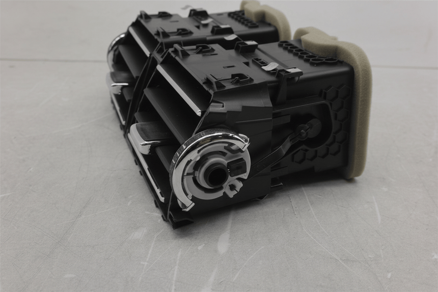 2018-2021 Lincoln Navigator Front Inner Dashboard Center A/C Air Vent OEM