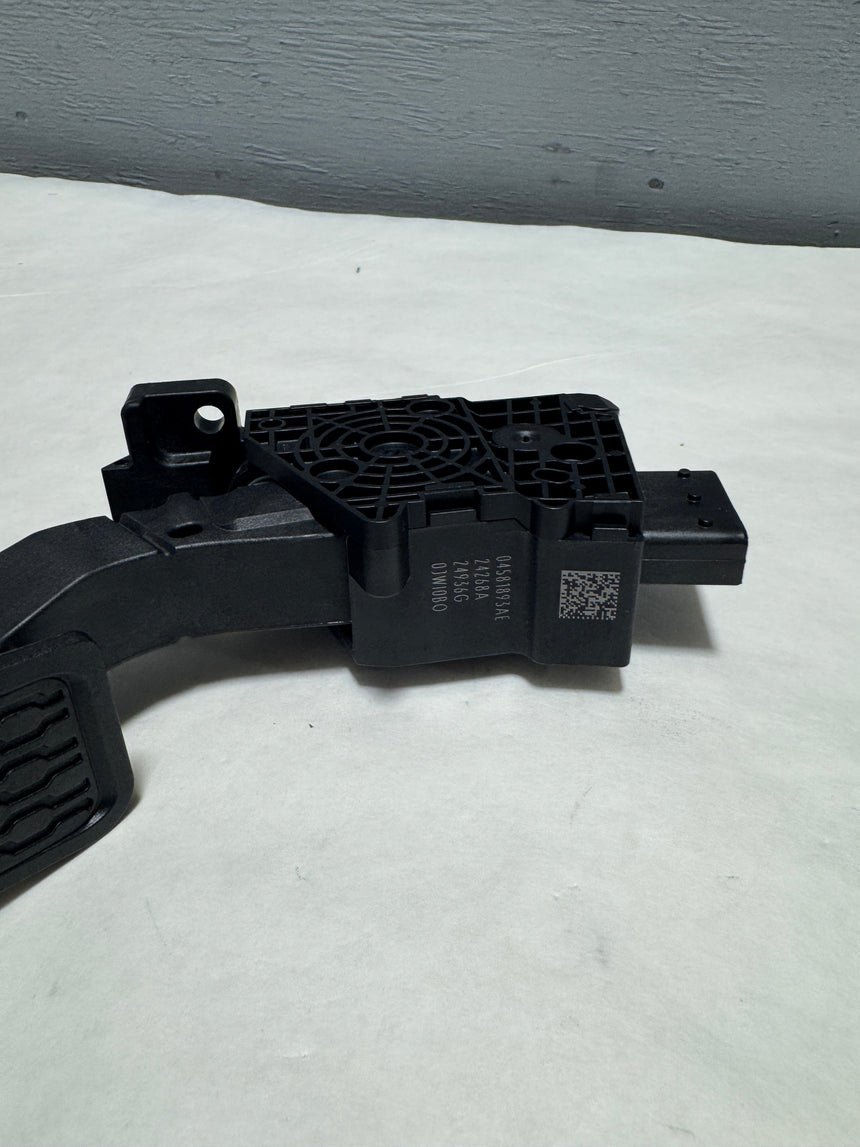 2018-2024 Jeep Wrangler Gas Pedal Accelerator With Sensor For 2.0 3.0 or 3.6 Engine