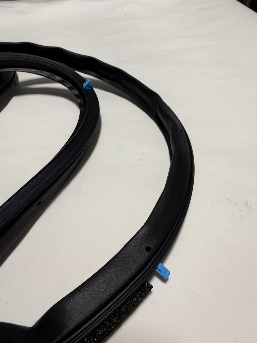 2018-2025 Honda Accord Passenger Side Front Door Weatherstrip Genuine OEM
