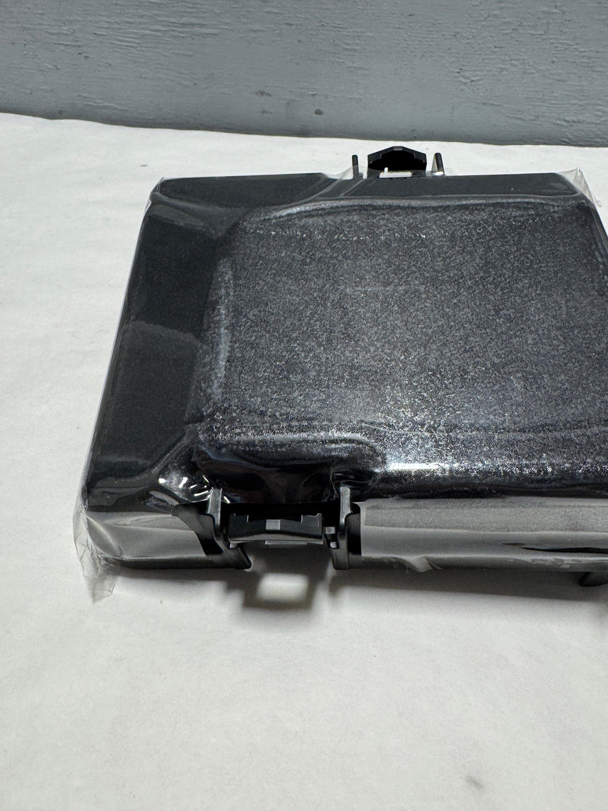 2019-2020 Kia Optima Non Hybrid Under Hood Fuse Box Upper Cover For 6 Speed Transmission Equipped Only
