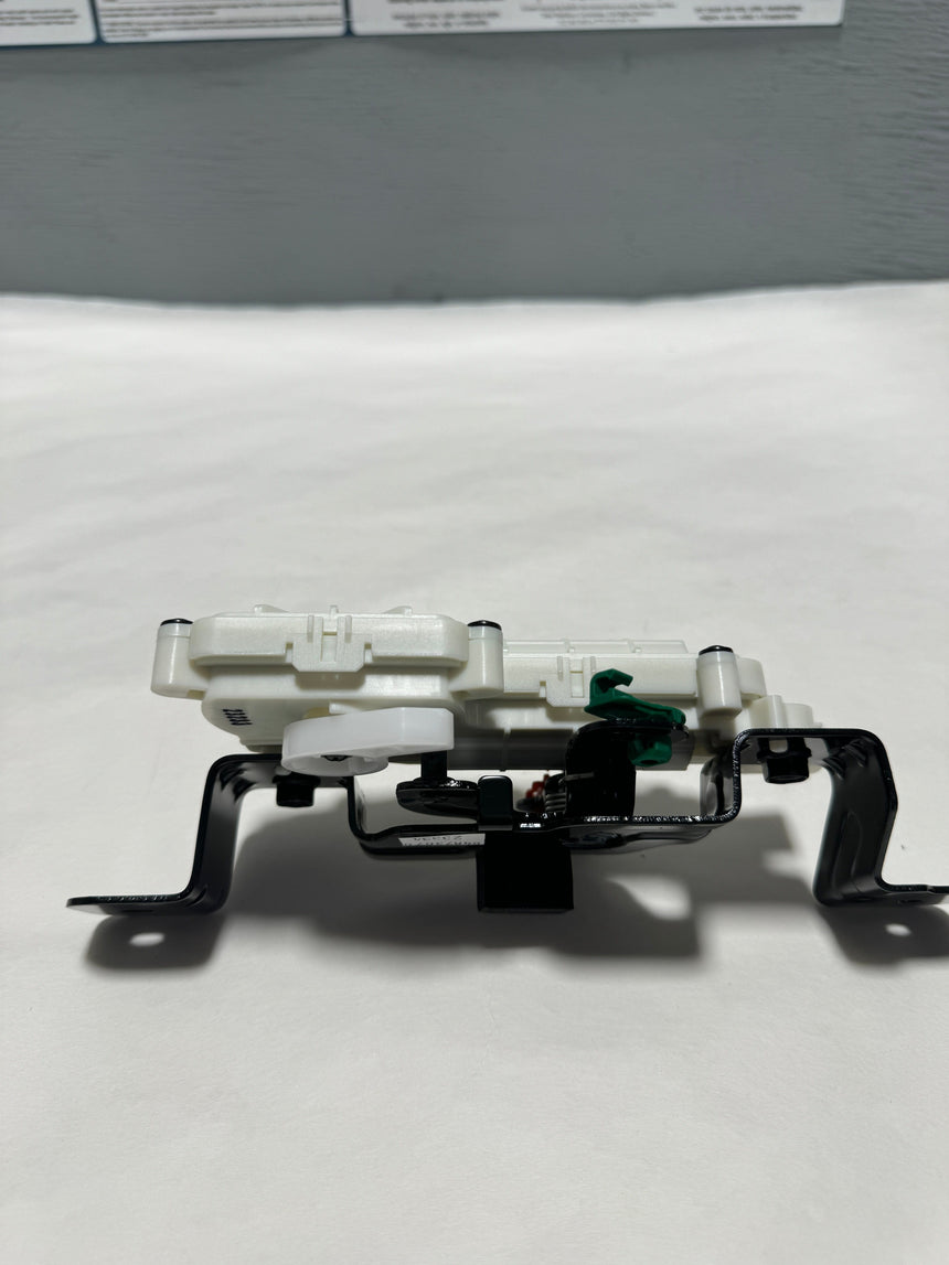2019-2024 Sierra or Silverado 1500 Tailgate Lock Actuator Latch Motor OEM