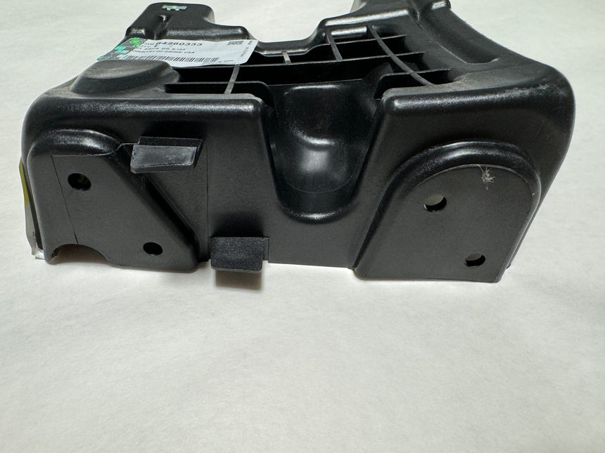2019-2024 Silverado Sierra 1500 Passenger Side Front Wheelhouse Liner Bracket