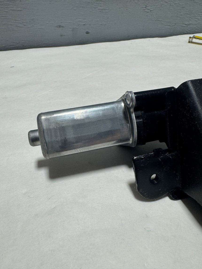 2019-2025 Jeep Cherokee Power Tailgate Liftgate Lock Latch Actuator Genuine OEM