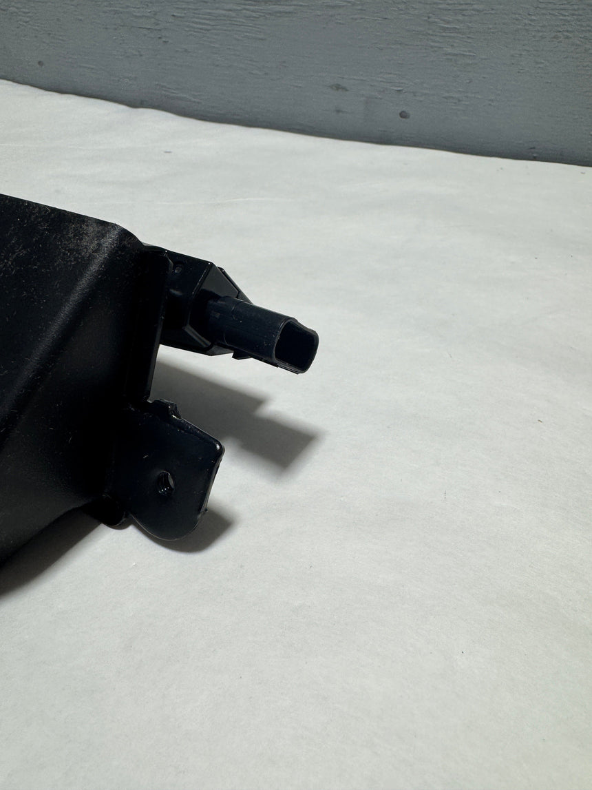 2019-2025 Jeep Cherokee Power Tailgate Liftgate Lock Latch Actuator Genuine OEM