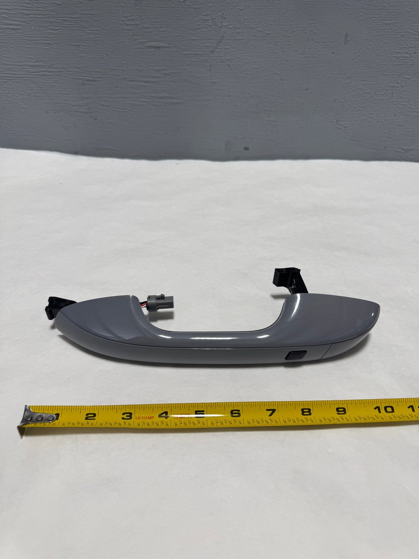 2020-2022 Kia Telluride Driver Front Door Exterior Handle With Button - Unpainted