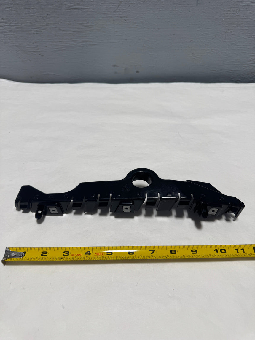 2020-2024 Chevrolet Silverado Passenger Side Front Bumper Bracket Guide Mount