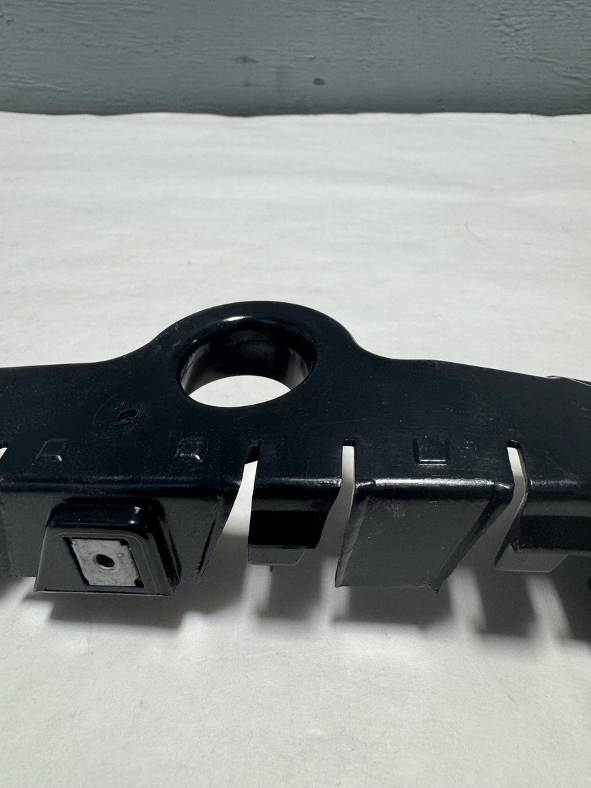 2020-2024 Chevrolet Silverado Passenger Side Front Bumper Bracket Guide Mount