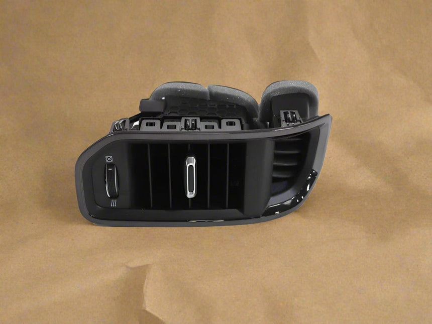 2020-2024 Ram 2500 3500 Passenger Side Outer A/C Heater Air Vent Louver OEM