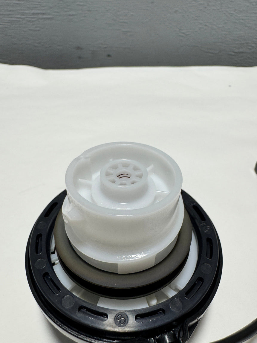 2020-2025 Kia K5 Telluride Seltos Forte RIO OEM Fuel Gas Cap