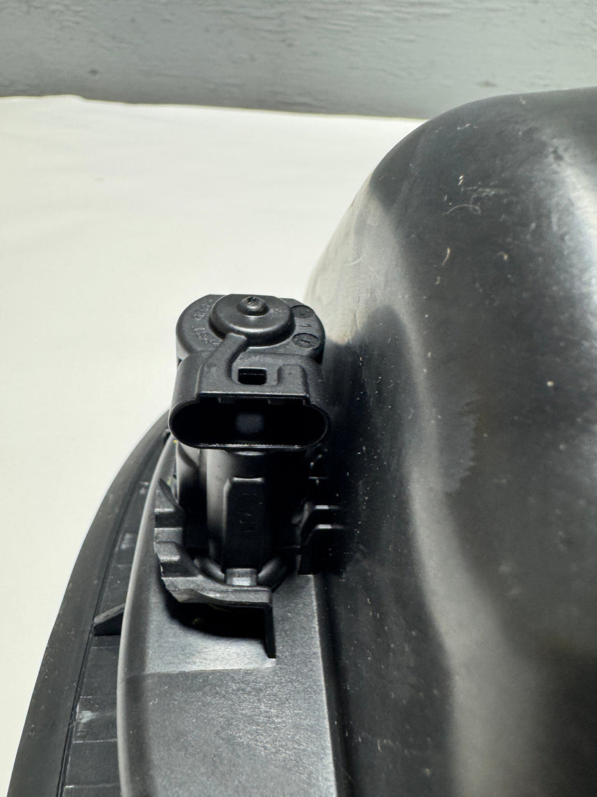 2021-2025 Suburban or Yukon XL Fuel Gas Door Tank Filler Housing W/O Elect Lock Only