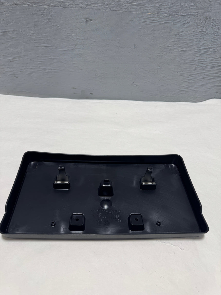 2022-2024 Grand Cherokee Altitude, Laredo, Limited Front License Plate Bracket OEM