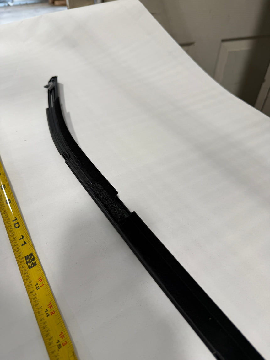 2022-2024 Subaru WRX Driver Front Door Outer Window Weatherstrip 61280VC030