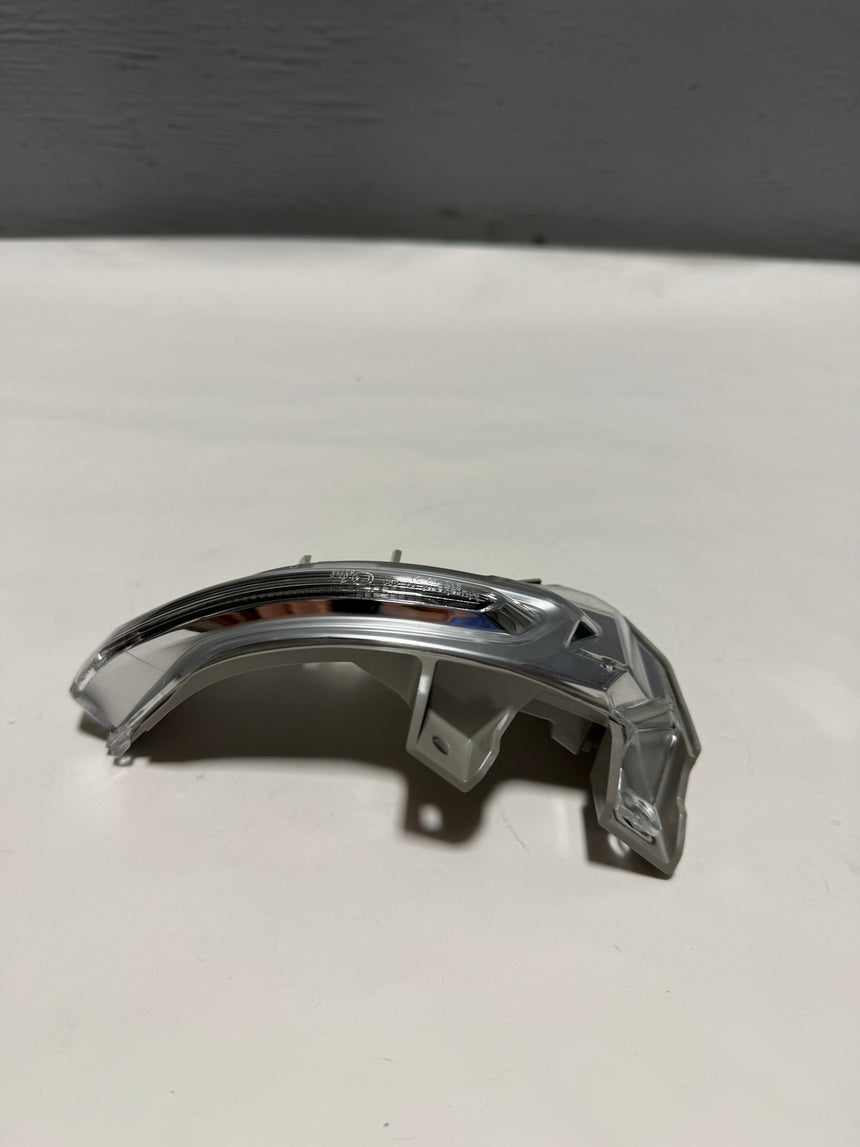 2022-2025 Toyota Tundra Driver Side Mirror Turn Signal Lamp Housing