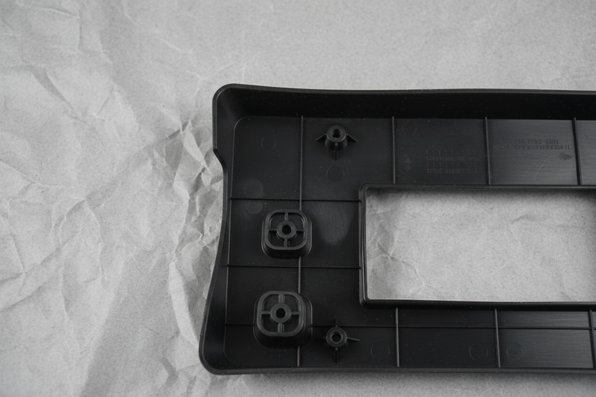 2024-2025 Chevrolet Trax License Bracket Genuine OEM No Hardware