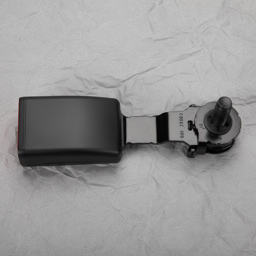 2017-2025 GMC Acadia Cadillac XT6 Third Row Seat Belt Buckle Genuine OEM - Macro Detail
