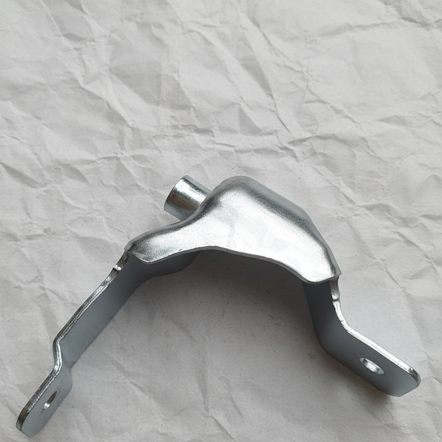 2005-08 Nissan Frontier OEM Driver Side Inner Tailgate Hinge 6ft Box Macro Crop