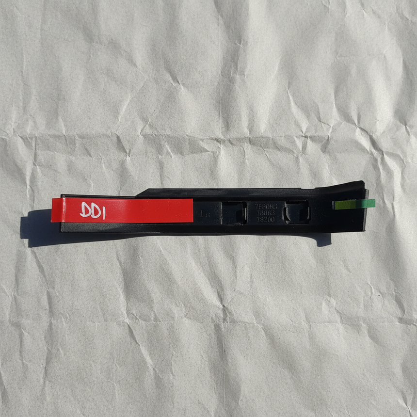 2004-2015 Nissan Titan Driver Side Roof Drip Molding Sunroof Genuine OEM - Full View 2